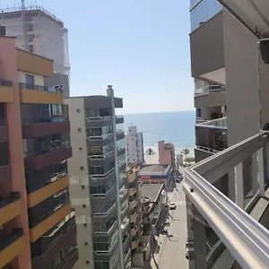 Confortável Em Meia - 200 Metros Da Apartamento Itapema